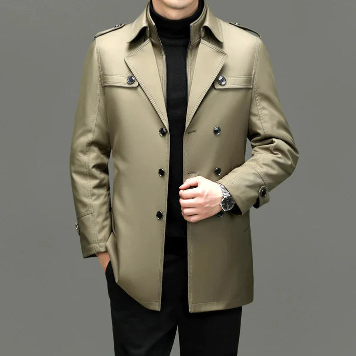 Herenjassen van fijne stof met knopen en lang trenchcoat-design