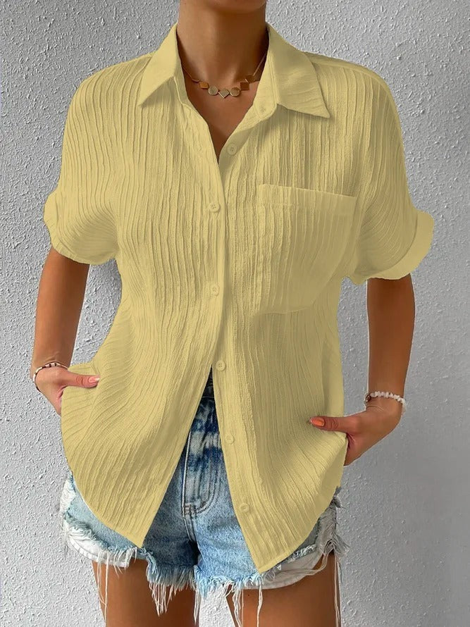 Wijde, casual blouse met overhemdkraag met knoopsluiting