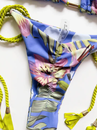 Addison - blauw bedrukte lichtgewicht braziliaanse bikini van touw